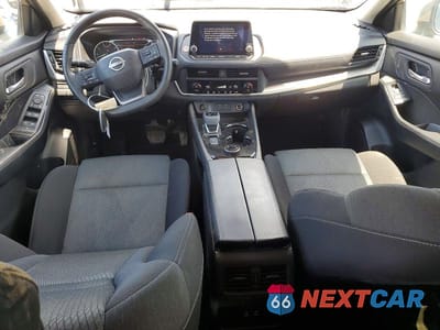 Zdjęcie 8 z 14 samochodu: 2025 NISSAN ROGUE SV VIN:JN8BT3BBXSW158690 - miniatura
