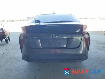 Zdjęcie 6 z 12 samochodu: 2016 TOYOTA PRIUS TWO VIN:JTDKBRFU4G3010864 - miniatura