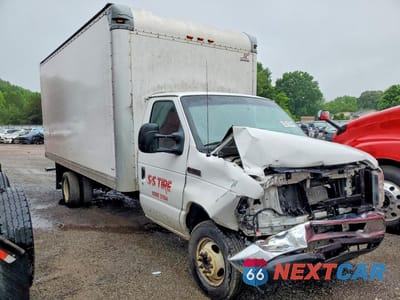 Czwarte zdjęcie samochodu z boku: 2016 FORD E450 BOX TRUCK VIN:1FDXE4FS3GDC57782 - miniatura