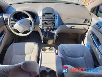 Zdjęcie 8 z 13 samochodu: 2006 TOYOTA SIENNA LE 7 PASSENGER VIN:5TDZA23C96S536392 - miniatura