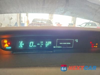 Zdjęcie 9 z 12 samochodu: 2010 TOYOTA PRIUS V VIN:JTDKN3DU3A0083496 - miniatura