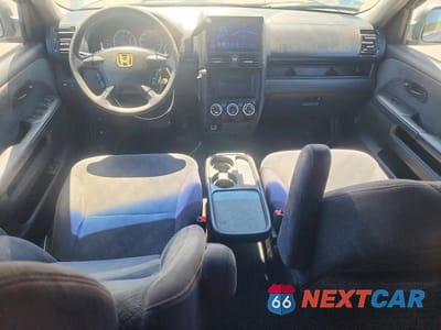 Zdjęcie 8 z 13 samochodu: 2005 HONDA CR-V EX VIN:SHSRD78805U334979 - miniatura