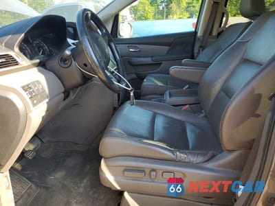 Zdjęcie 7 z 14 samochodu: 2016 HONDA ODYSSEY EXL VIN:5FNRL5H68GB072533 - miniatura