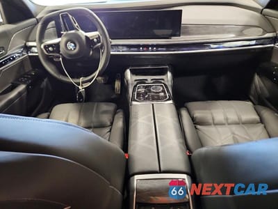 Zdjęcie 8 z 12 samochodu: 2024 BMW 760 I VIN:WBA33EJ06RCR52512 - miniatura