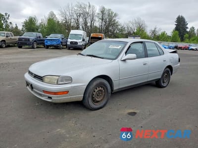1993 TOYOTA CAMRY LE JT2SK12E9P0119153 - główne zdjęcie licytacji z USA - miniatura