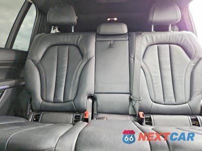 Zdjęcie 10 z 13 samochodu: 2021 BMW X7 XDRIVE40I VIN:5UXCW2C00M9H88302 - miniatura