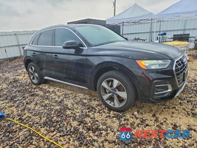 Czwarte zdjęcie samochodu z boku: 2023 AUDI Q5 PREMIUM 40 VIN:WA1ABAFY5P2168548 - miniatura