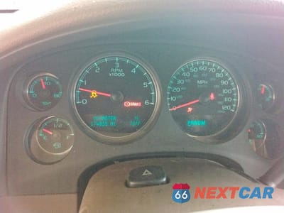 Zdjęcie 9 z 14 samochodu: 2014 GMC YUKON SLT VIN:1GKS1CE07ER100684 - miniatura