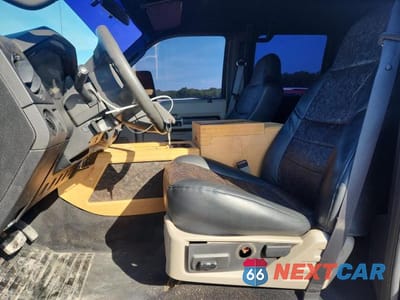 Zdjęcie 7 z 12 samochodu: 2008 FORD F250 SUPER DUTY VIN:1FTSW21R28EA30485 - miniatura