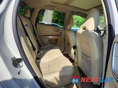 Zdjęcie 11 z 13 samochodu: 2013 VOLVO XC60 3.2 VIN:YV4952DL8D2392273 - miniatura