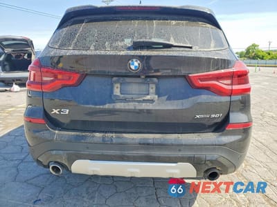Zdjęcie 6 z 13 samochodu: 2018 BMW X3 XDRIVE30I VIN:5UXTR9C5XJLD71098 - miniatura