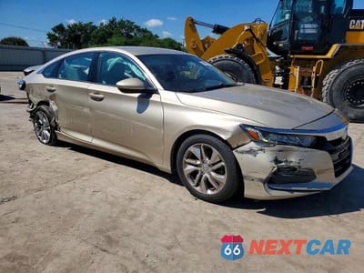 Czwarte zdjęcie samochodu z boku: 2019 HONDA ACCORD LX VIN:1HGCV1F11KA163808 - miniatura