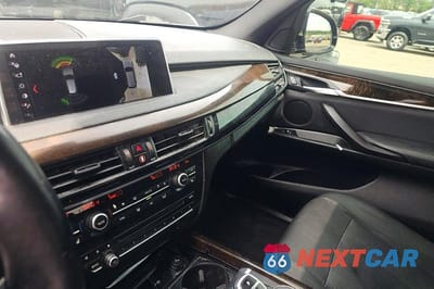 Zdjęcie 9 z 14 samochodu: 2018 BMW X5 XDRIVE35I VIN:5UXKR0C54J0X91963 - miniatura