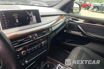 Zdjęcie 9 z 14 samochodu: 2018 BMW X5 XDRIVE35I VIN:5UXKR0C54J0X91963 - miniatura