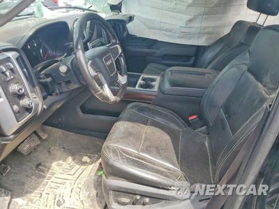 Zdjęcie 7 z 12 samochodu: 2015 GMC SIERRA VIN:1GT12ZEG5FF673039 - miniatura