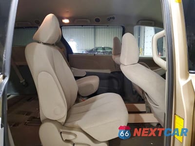 Zdjęcie 11 z 13 samochodu: 2012 TOYOTA SIENNA LE VIN:5TDKK3DC9CS191945 - miniatura