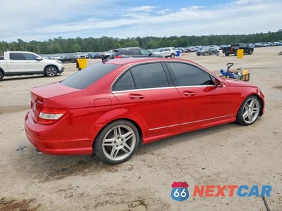 Trzecie zdjęcie samochodu z tyłu: 2010 MERCEDES-BENZ C 300 4MATIC VIN:WDDGF8BB0AR129532 - miniatura