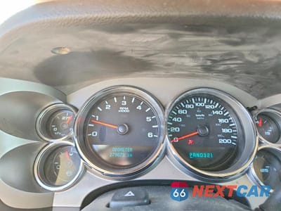 Zdjęcie 9 z 12 samochodu: 2008 CHEVROLET SILVERADO K1500 VIN:2GCEK133981320977 - miniatura
