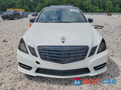 Piąte zdjęcie samochodu w środku: 2010 MERCEDES-BENZ E 350 VIN:WDDHF5GB1AA068492 - miniatura