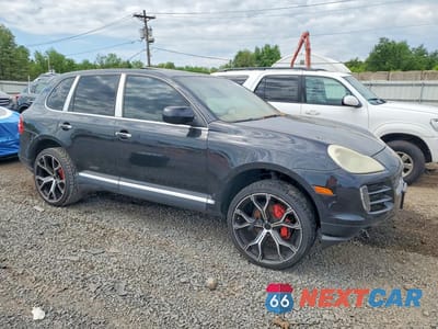 Czwarte zdjęcie samochodu z boku: 2008 PORSCHE CAYENNE VIN:WP1AA29P38LA23763 - miniatura