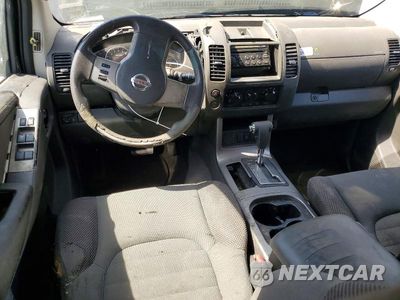 Zdjęcie 8 z 13 samochodu: 2005 NISSAN PATHFINDER XE VIN:5N1AR18U95C789564 - miniatura
