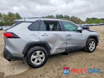 Trzecie zdjęcie samochodu z tyłu: 2020 TOYOTA RAV4 XLE VIN:2T3P1RFV1LW106699 - miniatura