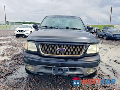 Piąte zdjęcie samochodu w środku: 2002 FORD F150 VIN:2FTRX18W52CA91084 - miniatura