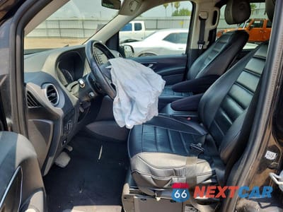 Zdjęcie 7 z 13 samochodu: 2018 MERCEDES-BENZ METRIS VIN:WD4PG2EE8J3499744 - miniatura