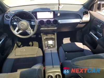 Zdjęcie 8 z 12 samochodu: 2023 MERCEDES-BENZ EQB 350 4MATIC VIN:W1N9M1DB1PN068181 - miniatura