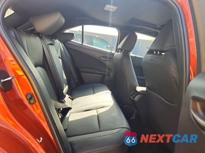 Zdjęcie 10 z 12 samochodu: 2021 LEXUS UX 250H VIN:JTHP9JBH7M2051369 - miniatura