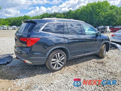 Trzecie zdjęcie samochodu z tyłu: 2016 HONDA PILOT TOURING VIN:5FNYF6H90GB035320 - miniatura