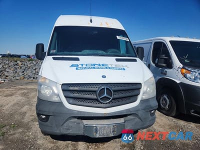 Piąte zdjęcie samochodu w środku: 2014 MERCEDES-BENZ SPRINTER 2500 VIN:WD3PE7DC7E5866277 - miniatura