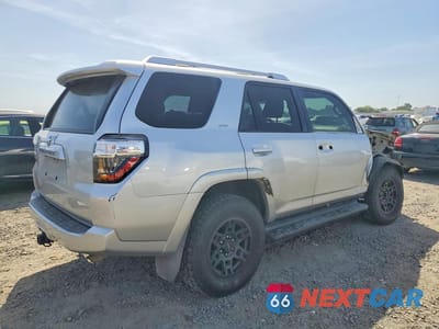Trzecie zdjęcie samochodu z tyłu: 2014 TOYOTA 4RUNNER SR5 PREMIUM VIN:JTEBU5JR1E5186547 - miniatura