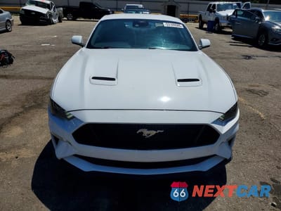 Piąte zdjęcie samochodu w środku: 2022 FORD MUSTANG GT VIN:1FA6P8CF8N5142990 - miniatura