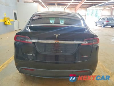 Zdjęcie 6 z 12 samochodu: 2016 TESLA MODEL X P90D VIN:5YJXCAE4XGFS00192 - miniatura