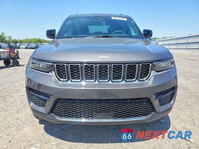 Piąte zdjęcie samochodu w środku: 2025 JEEP GRAND CHEROKEE LAREDO VIN:1C4RJHAG4SC354734 - miniatura
