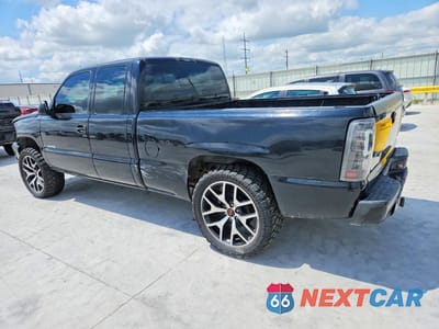 Drugie zdjęcie samochodu z przodu: 2006 CHEVROLET SILVERADO C1500 VIN:1GCEC19X86Z275994 - miniatura