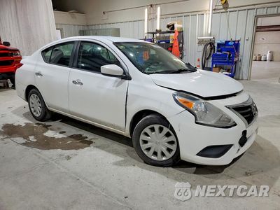Czwarte zdjęcie samochodu z boku: 2016 NISSAN VERSA 1.6 SV VIN:3N1CN7AP9GL850003 - miniatura