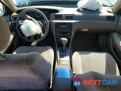 Zdjęcie 8 z 12 samochodu: 1999 TOYOTA CAMRY LE VIN:JT2BG22K6X0277284 - miniatura