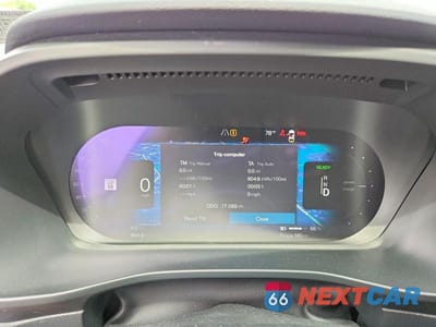 Zdjęcie 9 z 13 samochodu: 2023 VOLVO XC40 RECHARGE ULTIMATE VIN:YV4ED3UMXP2023337 - miniatura