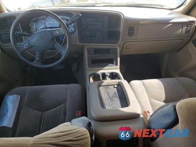 Zdjęcie 8 z 12 samochodu: 2006 CHEVROLET SILVERADO K2500 HEAVY DUTY VIN:1GCHK23D16F172132 - miniatura