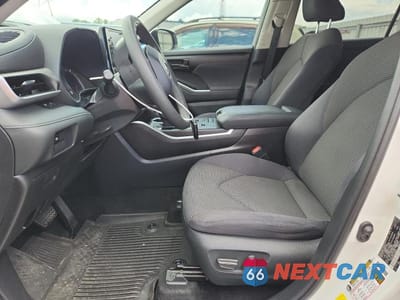 Zdjęcie 7 z 13 samochodu: 2020 TOYOTA HIGHLANDER L VIN:5TDCZRAH3LS509836 - miniatura