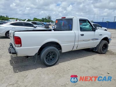 Trzecie zdjęcie samochodu z tyłu: 2000 FORD RANGER VIN:1FTYR10C8YTA34643 - miniatura