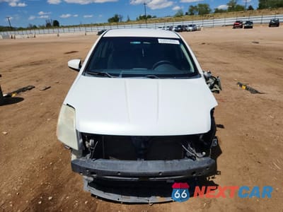 Piąte zdjęcie samochodu w środku: 2010 NISSAN SENTRA 2.0 VIN:3N1AB6APXAL670286 - miniatura