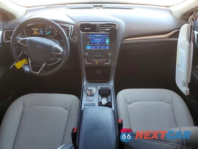 Zdjęcie 8 z 12 samochodu: 2019 FORD FUSION SE VIN:3FA6P0HD2KR177591 - miniatura