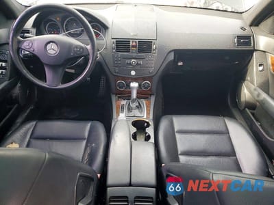 Zdjęcie 8 z 12 samochodu: 2009 MERCEDES-BENZ C 300 4MATIC VIN:WDDGF81X39R051773 - miniatura