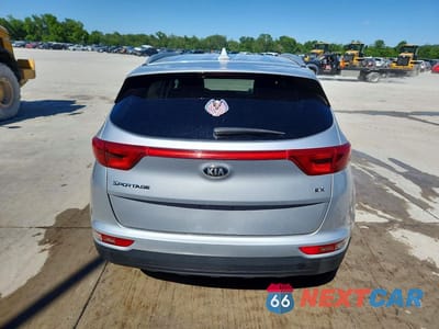 Zdjęcie 6 z 12 samochodu: 2017 KIA SPORTAGE EX VIN:KNDPNCAC4H7053698 - miniatura