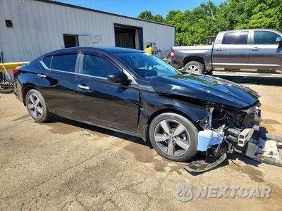 Czwarte zdjęcie samochodu z boku: 2021 NISSAN ALTIMA SV VIN:1N4BL4DV1MN380123 - miniatura