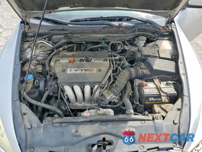 Zdjęcie 11 z 12 samochodu: 2006 HONDA ACCORD EX VIN:1HGCM72756A008216 - miniatura