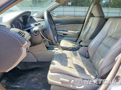 Zdjęcie 7 z 12 samochodu: 2009 HONDA ACCORD EXL VIN:1HGCP26829A110400 - miniatura
